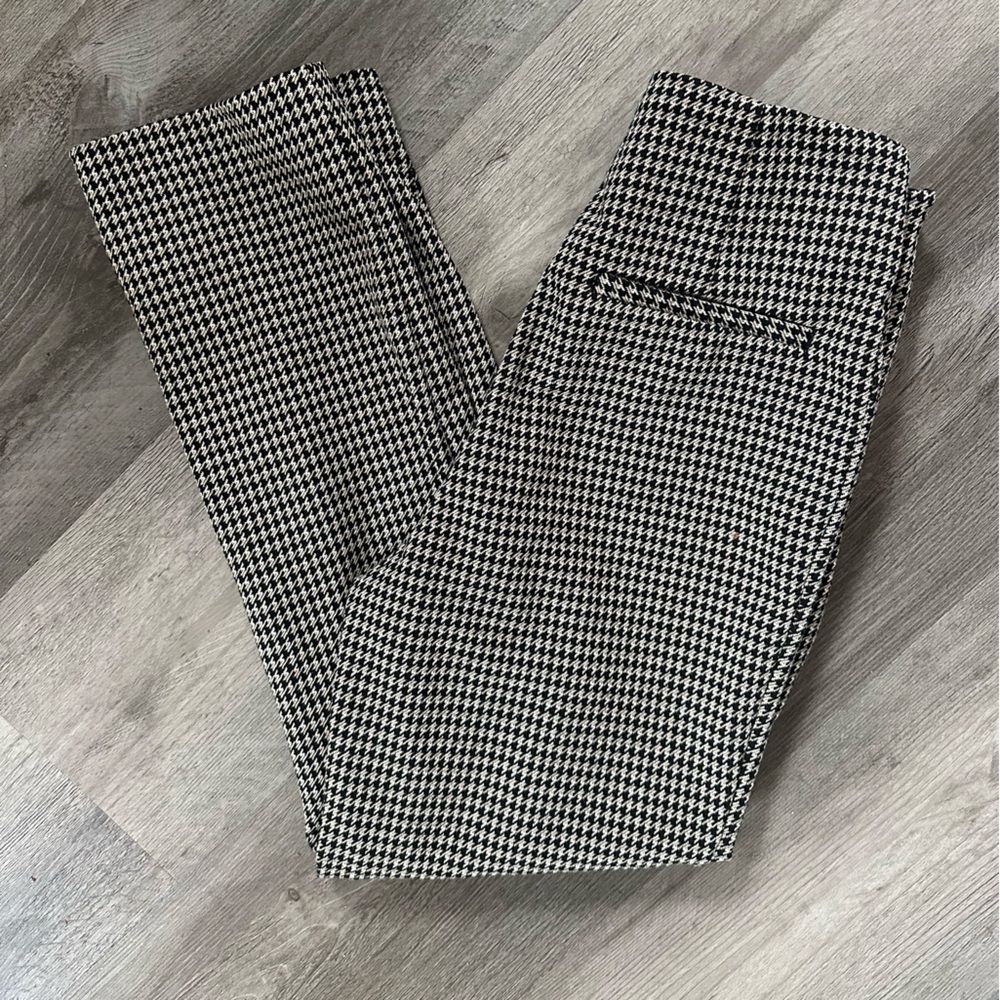 🌻 H&M Houndstooth Crop Pants 🌻